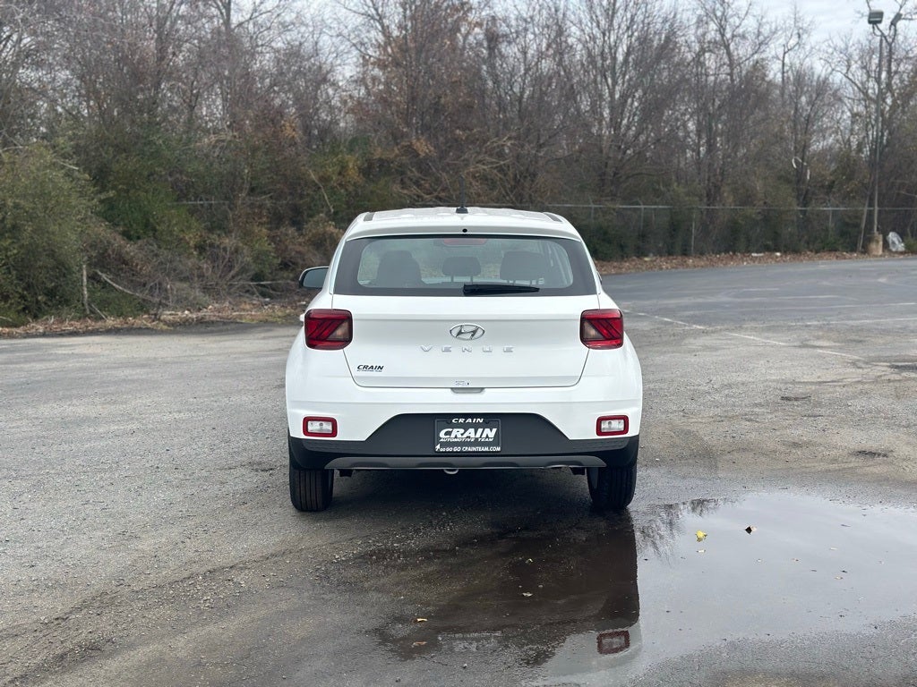 2026 Hyundai VENUE SE