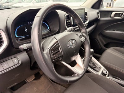 2024 Hyundai VENUE SEL