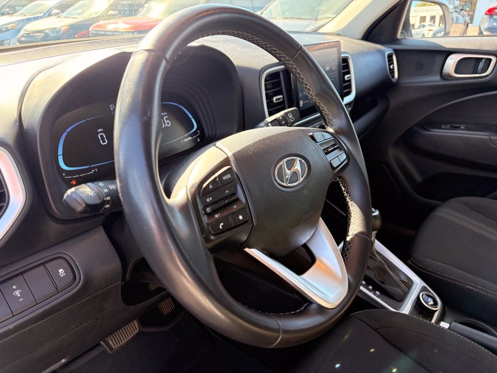 2024 Hyundai VENUE SEL