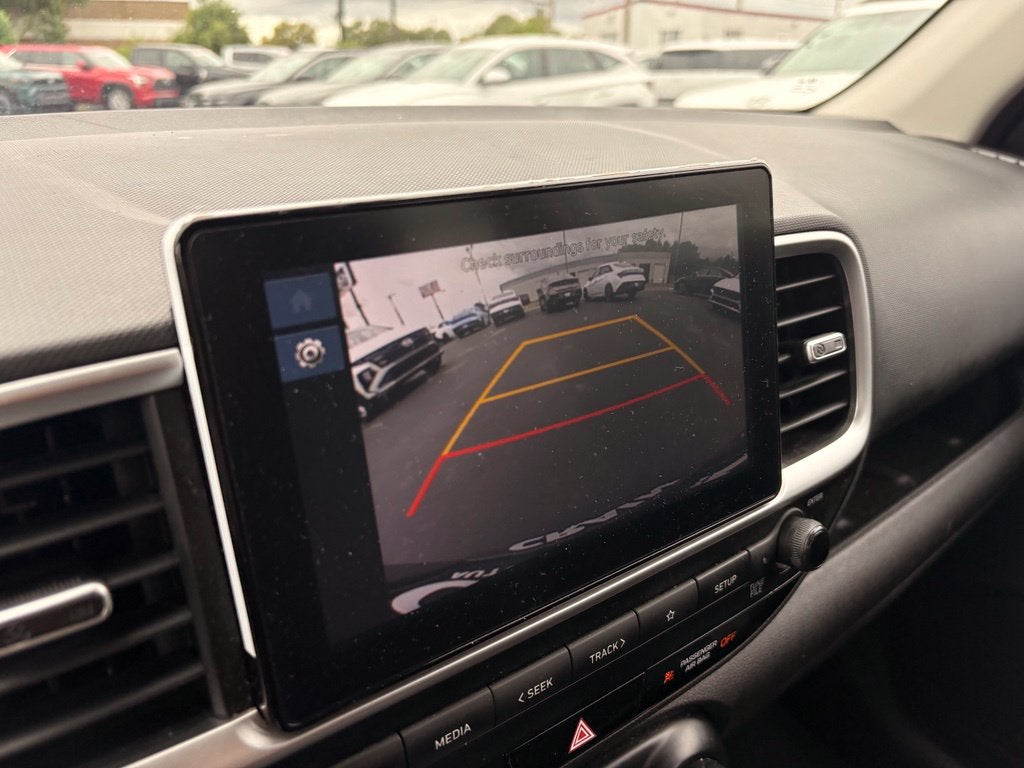 2024 Hyundai VENUE SEL