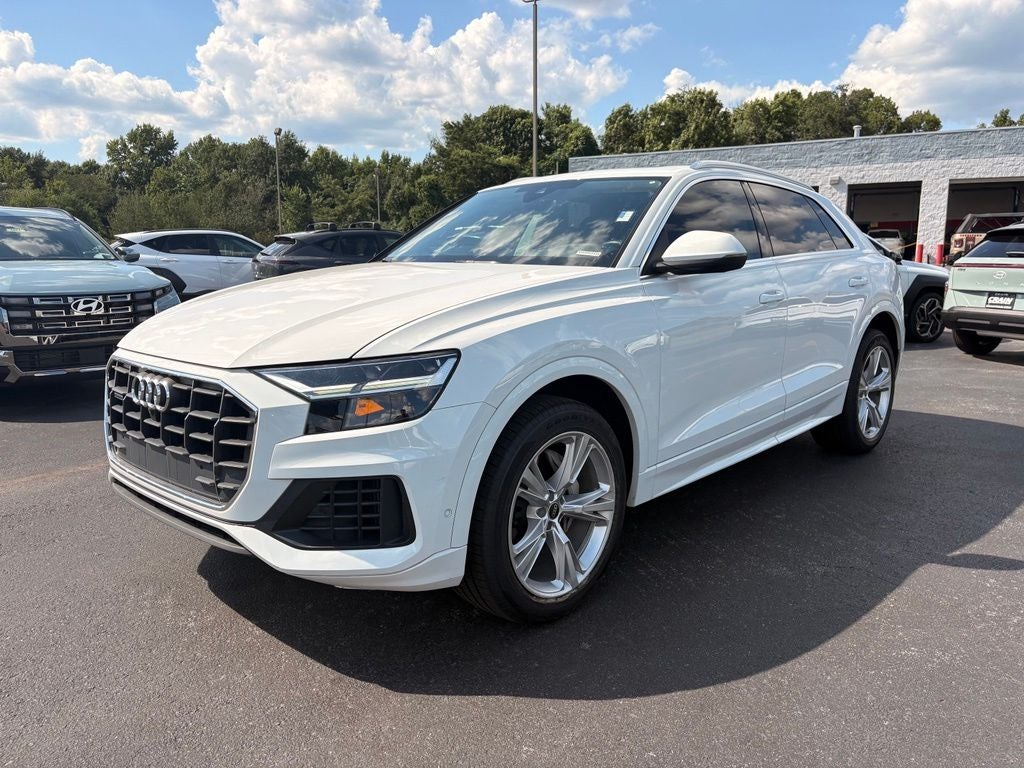 2022 Audi Q8 55 Premium quattro