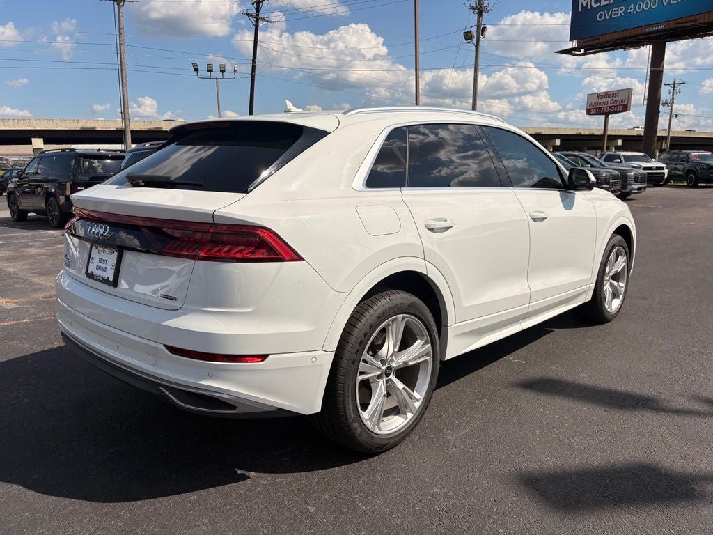 2022 Audi Q8 55 Premium quattro