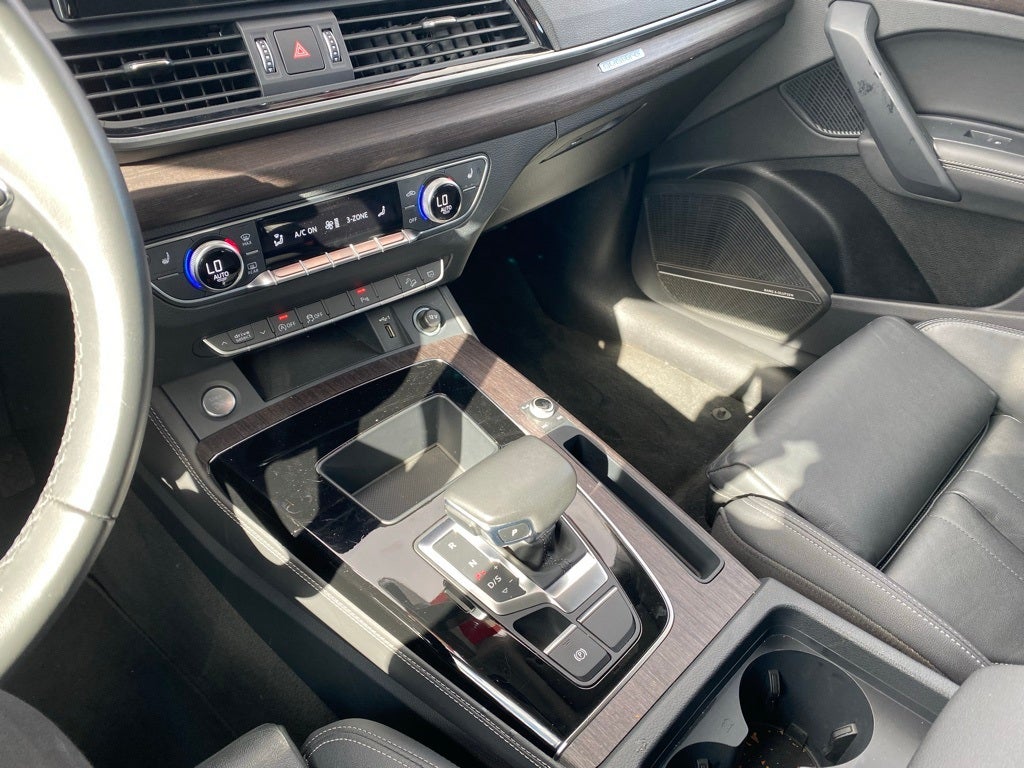 2024 Audi Q5 45 S line Premium quattro