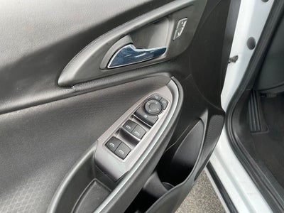 2022 Chevrolet Malibu LS 1FL
