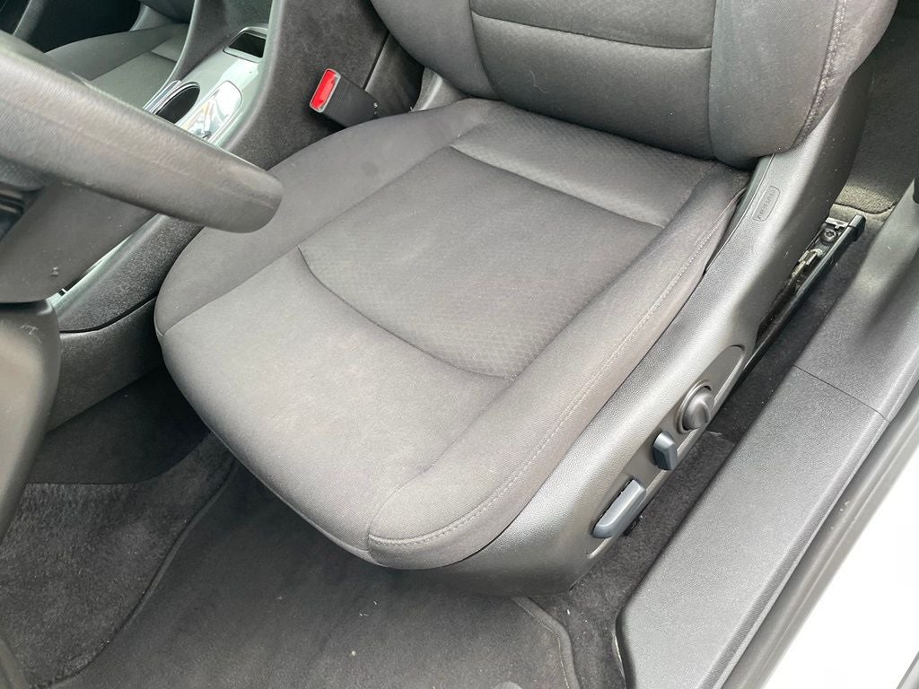 2022 Chevrolet Malibu LS 1FL