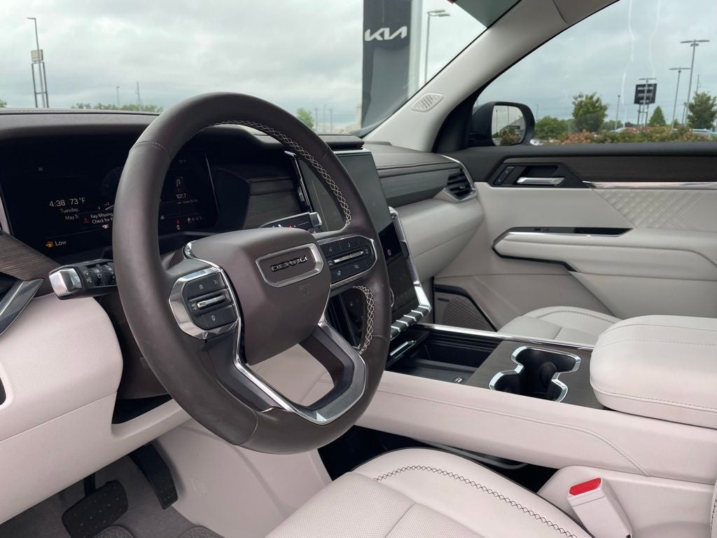2024 GMC Acadia Denali