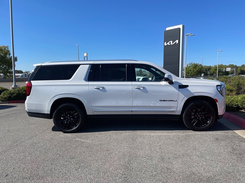 2024 GMC Yukon XL Denali