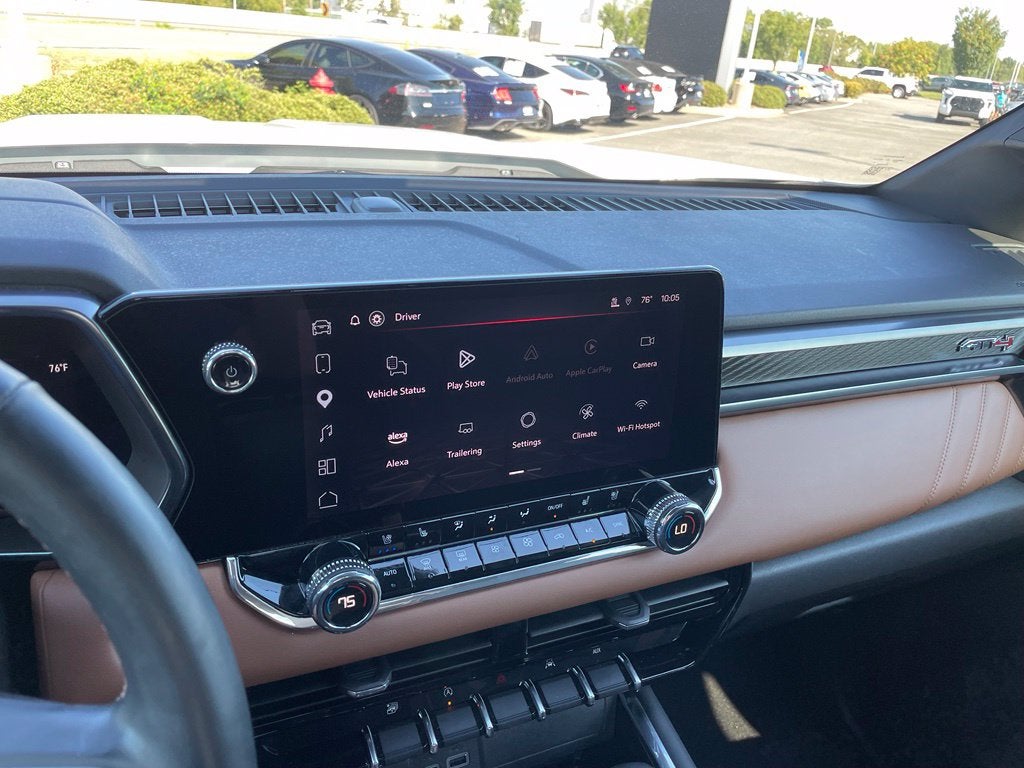 2025 GMC Canyon AT4