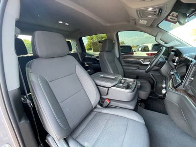 2025 GMC Sierra 1500 SLE
