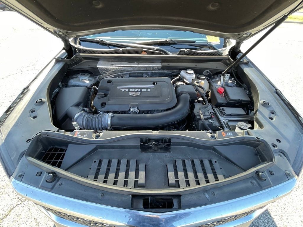 2025 Cadillac XT4 Premium Luxury