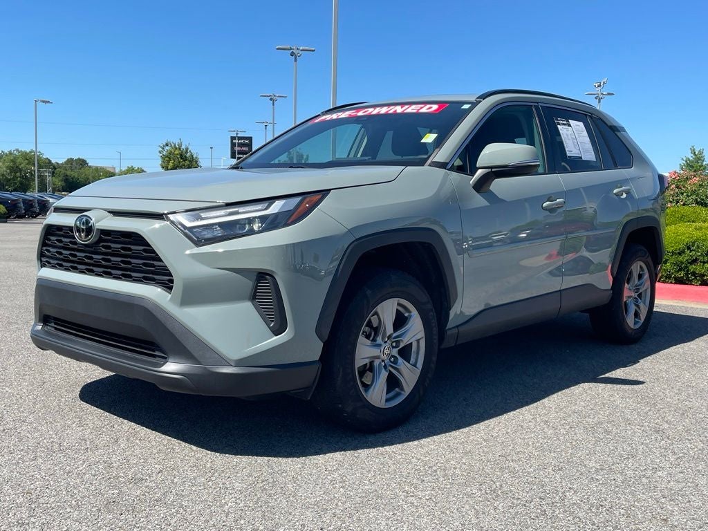 2022 Toyota RAV4 XLE