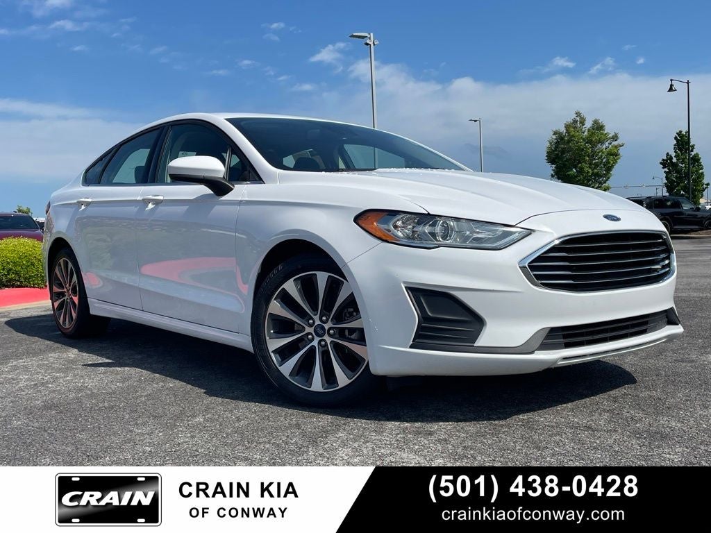 2020 Ford Fusion SE