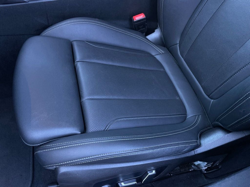 2024 BMW 3 Series 330i