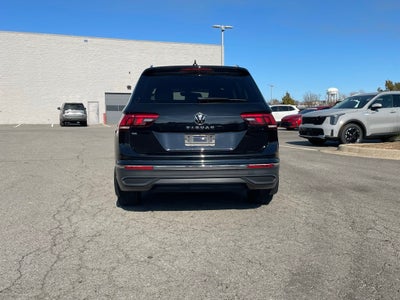 2023 Volkswagen Tiguan 2.0T SE