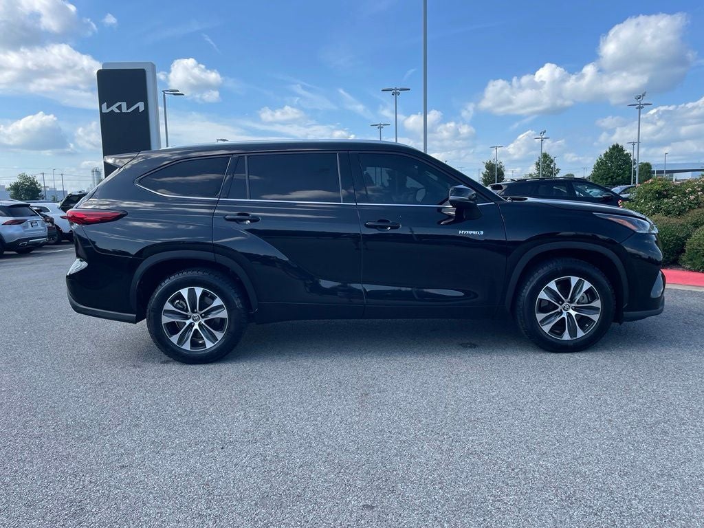 2021 Toyota Highlander Hybrid XLE