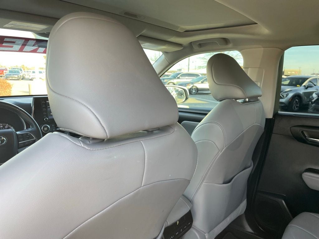 2021 Toyota Highlander Hybrid XLE