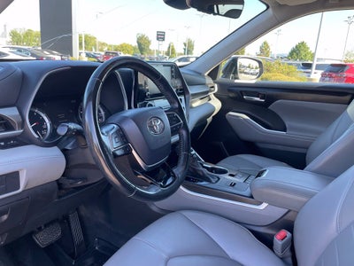 2021 Toyota Highlander XLE