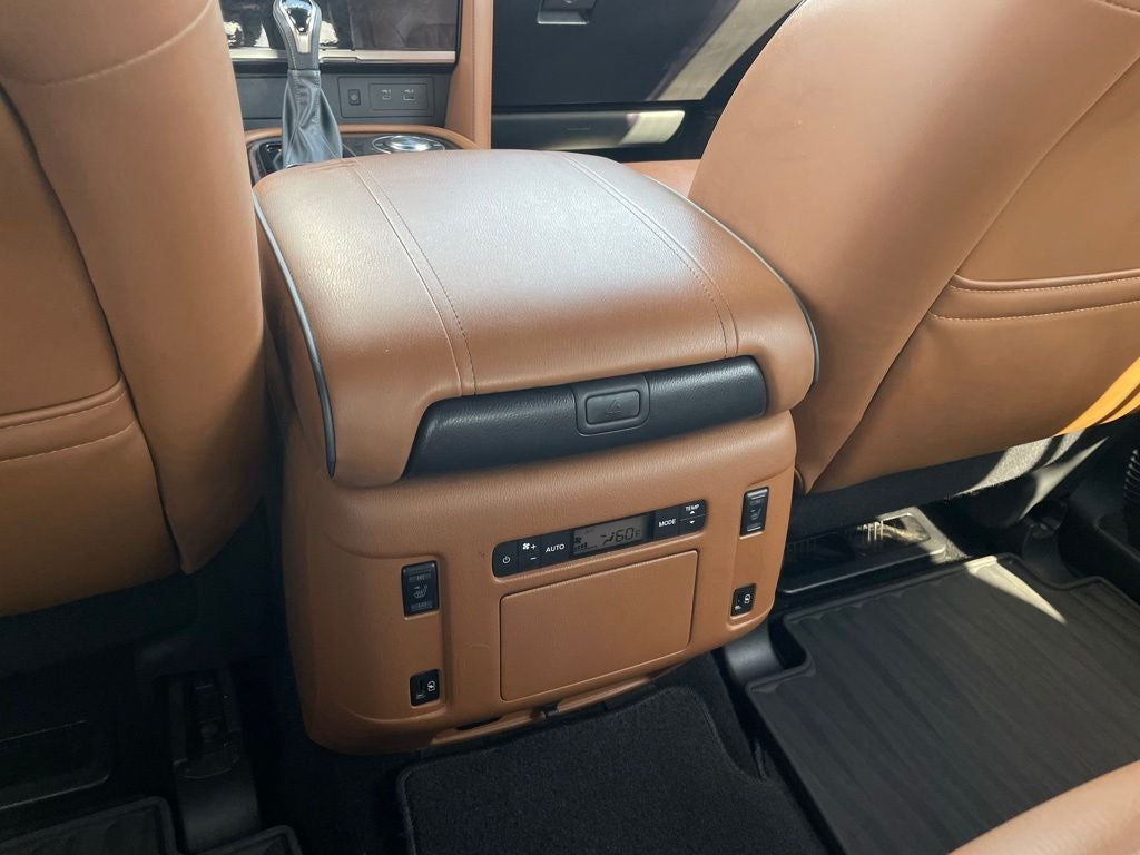 2023 INFINITI QX80 Sensory