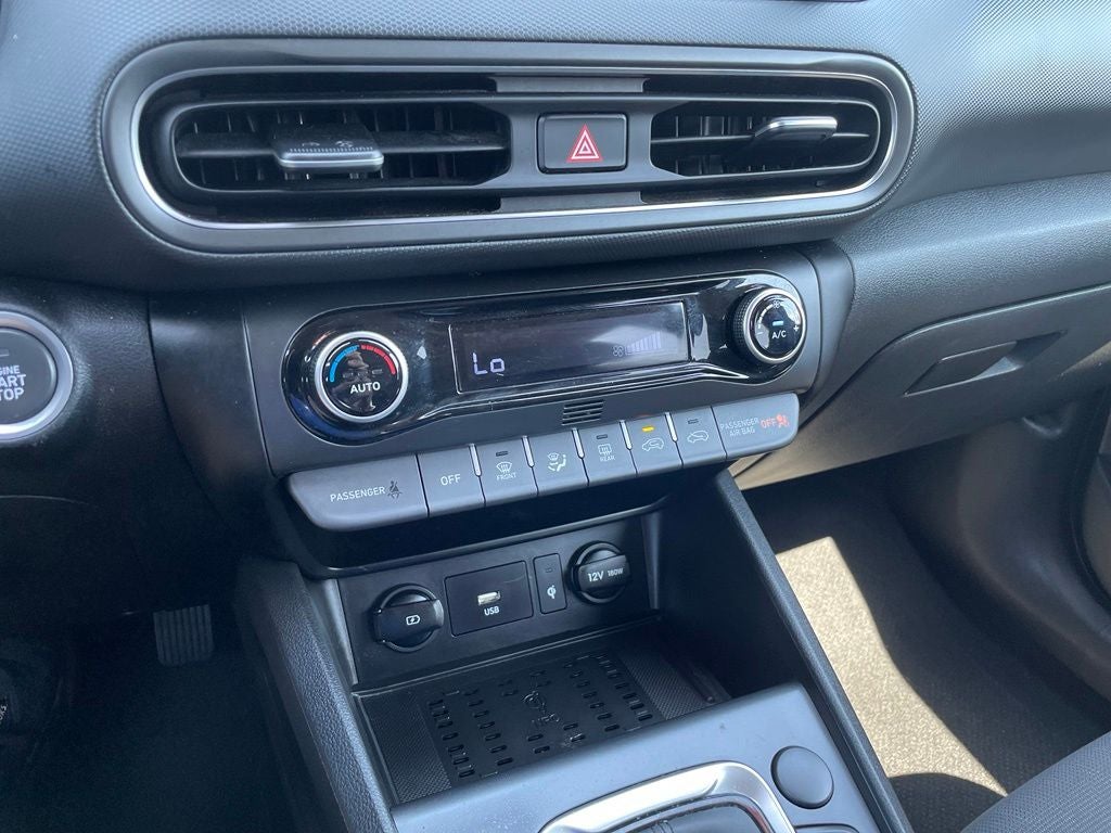 2022 Hyundai KONA SEL