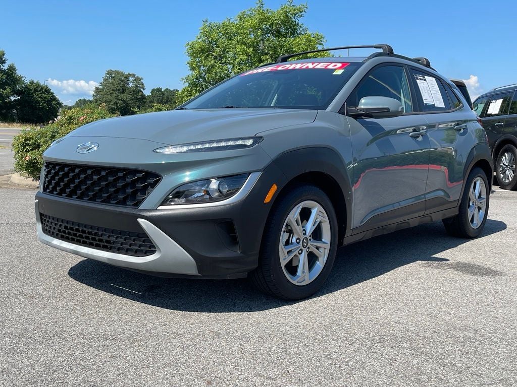 2022 Hyundai KONA SEL