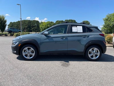 2022 Hyundai KONA SEL