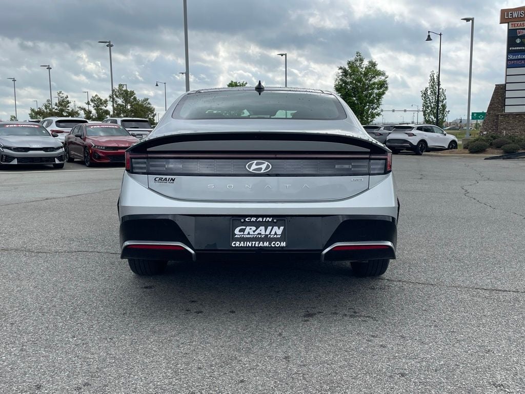 2026 Hyundai SONATA HYBRID SEL