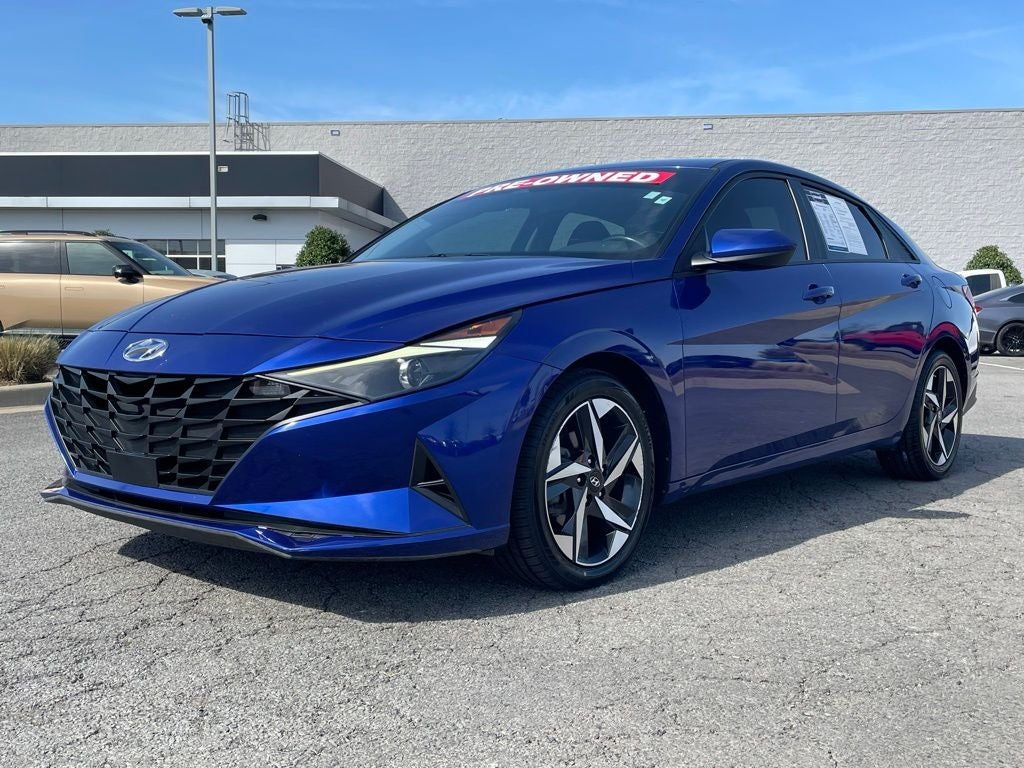 2023 Hyundai ELANTRA SEL