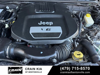 2014 Jeep Wrangler Unlimited Rubicon - LIFTED! / 4WD / CLEAN CARFAX