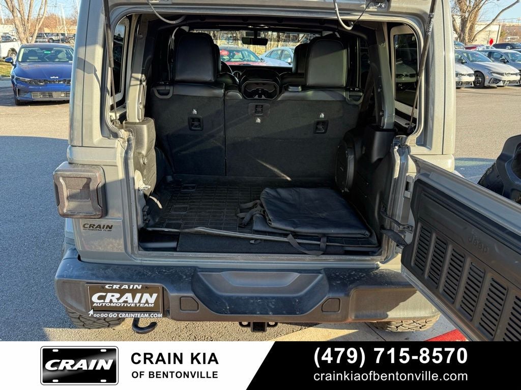 2019 Jeep Wrangler Unlimited Sahara Altitude - 4WD