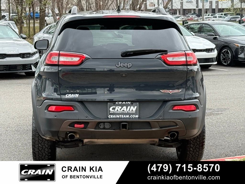 2016 Jeep Cherokee Trailhawk - 4WD / SUNROOF / CLEAN CARFAX