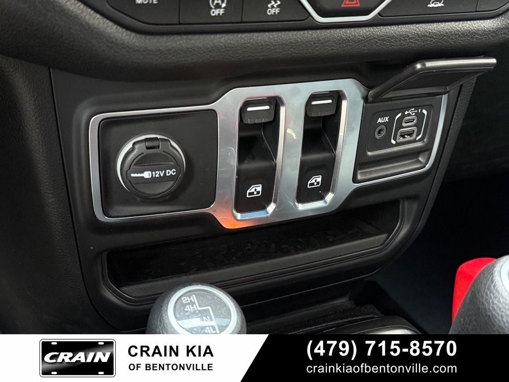 2025 Jeep Wrangler Sport - 4WD / CLEAN CARFAX / ONE OWNER