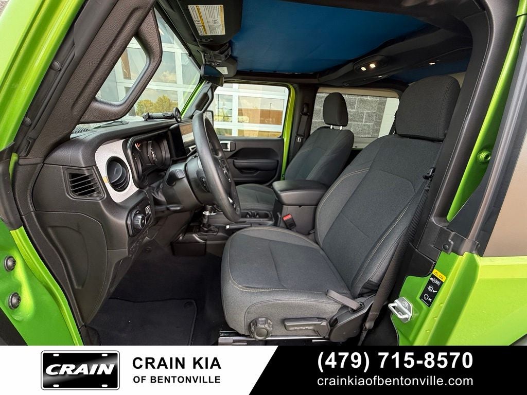 2025 Jeep Wrangler Sport - 4WD / CLEAN CARFAX / ONE OWNER