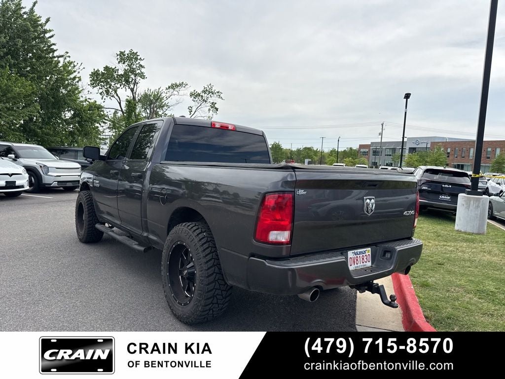 2018 RAM 1500 Express - 4WD / LIFTED!