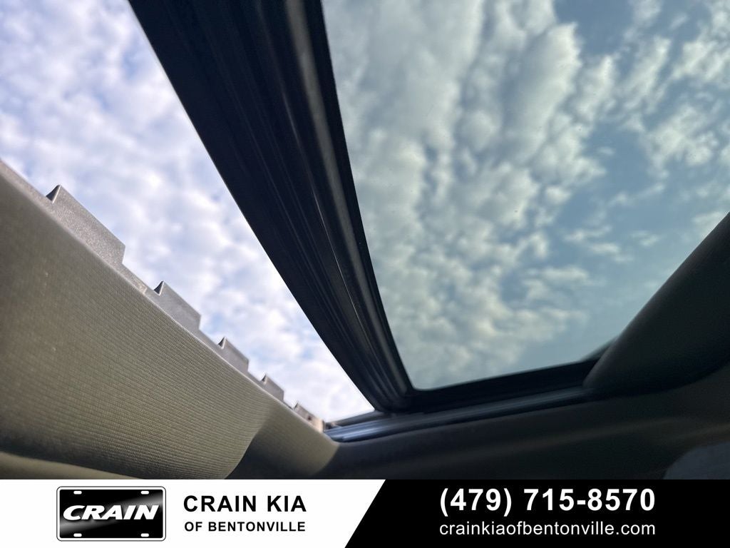 2015 RAM 1500 Laramie - 4WD / SUNROOF