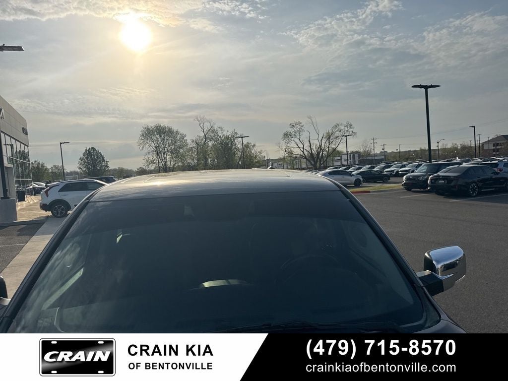 2015 RAM 1500 Laramie - 4WD / SUNROOF