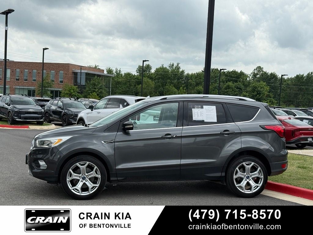 2019 Ford Escape Titanium - 4WD / CLEAN CARFAX