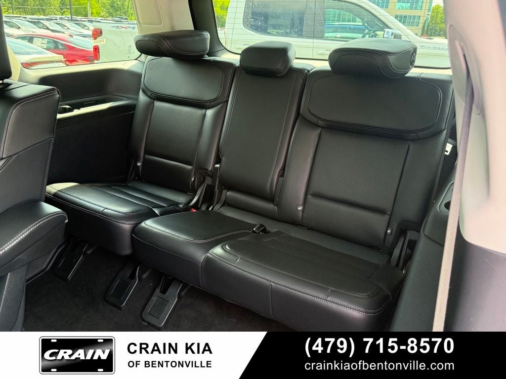 2025 Ford Expedition Platinum - 4WD / PANORAMIC SUNROOF / ONE OWNER