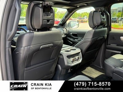 2026 Ford Expedition Platinum - 4WD / PANORAMIC SUNROOF / ONE OWNER