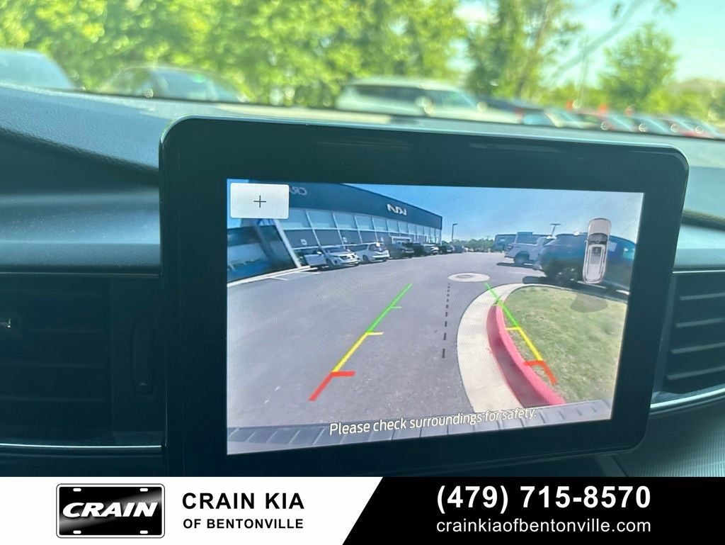 2024 Ford Explorer XLT - 4WD / CLEAN CARFAX / ONE OWNER