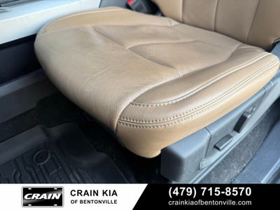 2022 Ford F-250SD Lariat - 4WD / CLEAN CARFAX / ONE OWNER