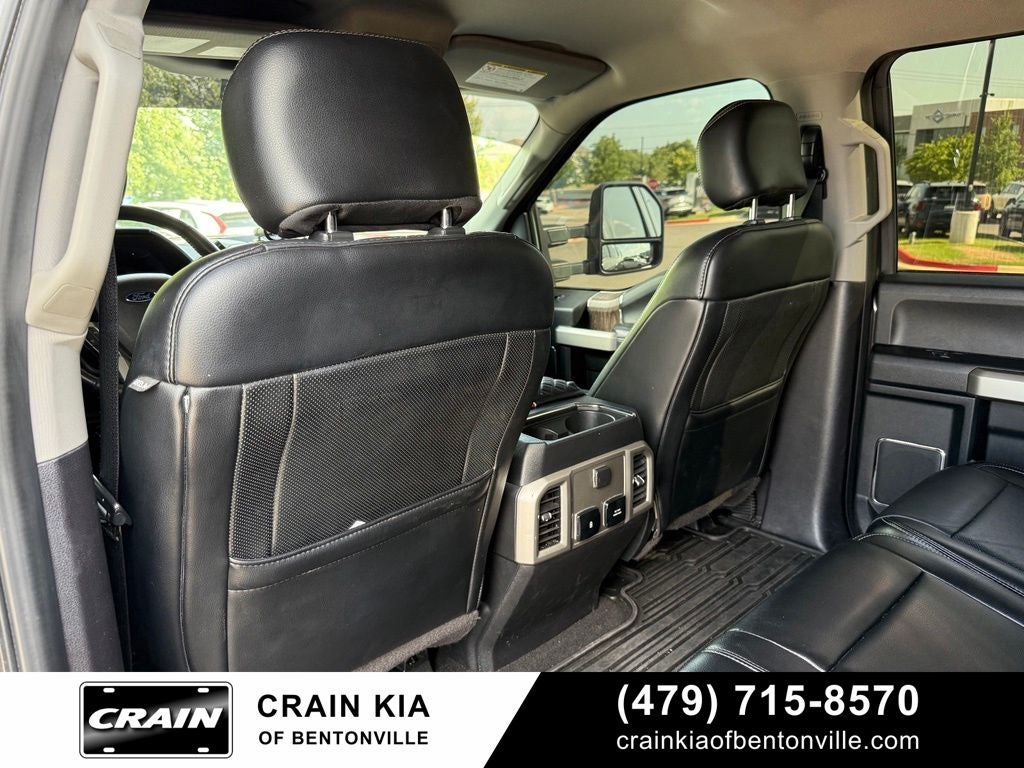 2019 Ford F-350SD Lariat Ultimate - 4WD / CLEAN CARFAX