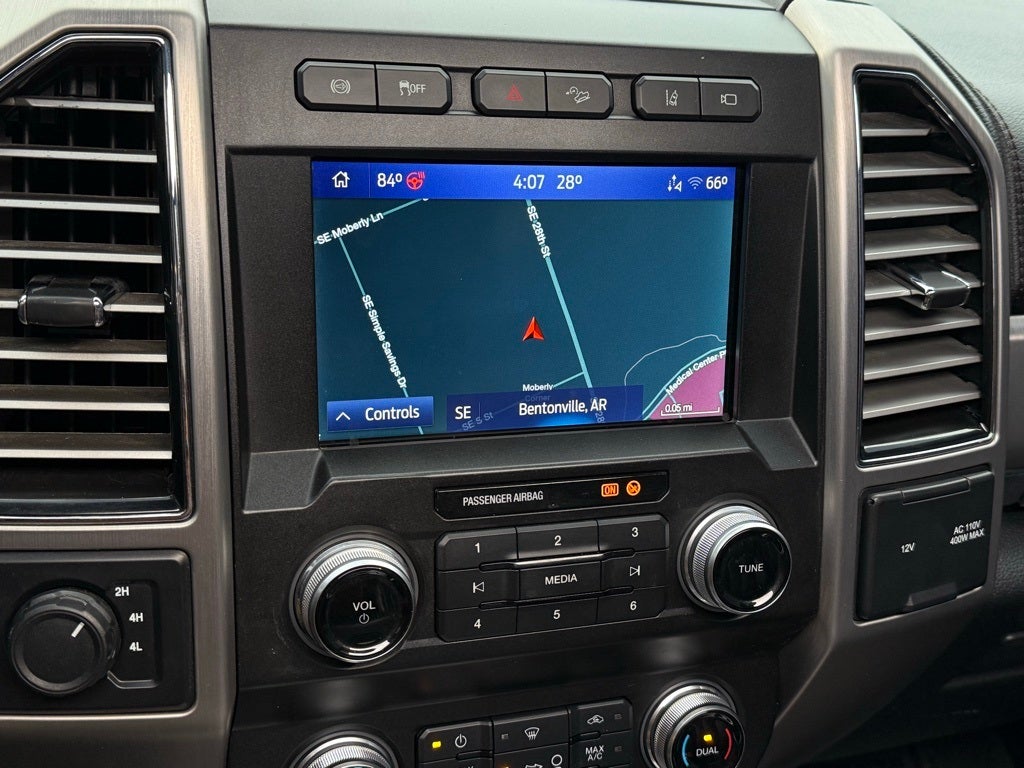 2021 Ford F-450SD Platinum - 4WD / PANORAMIC SUNROOF / $30K LIFT / WHEELS