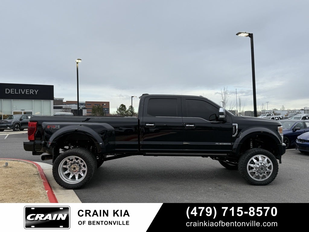 2021 Ford F-450SD Platinum - 4WD / PANORAMIC SUNROOF / $30K LIFT / WHEELS