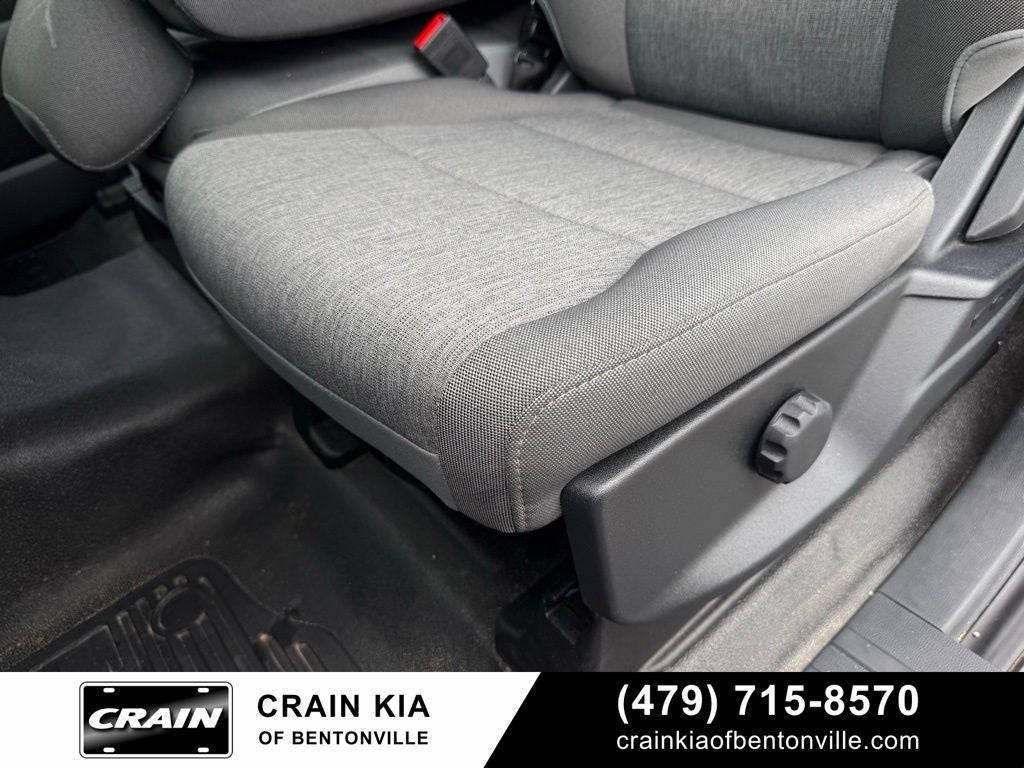 2026 Ford F-250SD XL - 4WD / CLEAN CARFAX / ONE OWNER