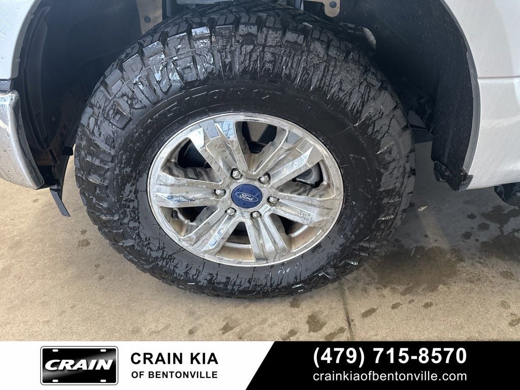 2017 Ford F-150 XLT - 4WD / LOW MILES! / CLEAN CARFAX