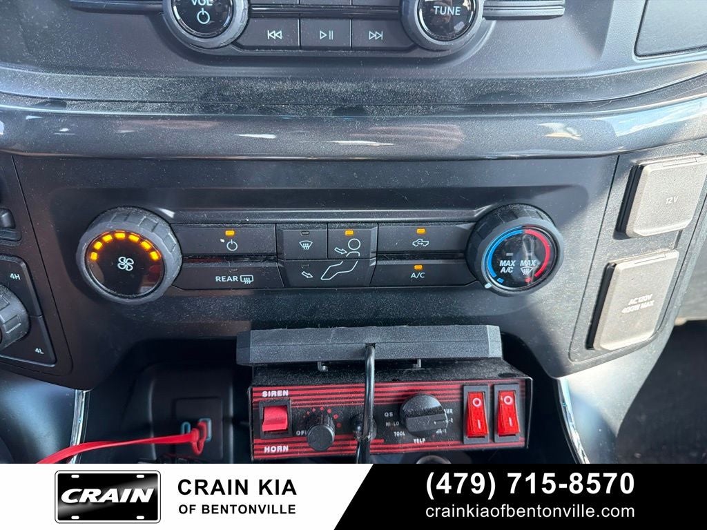 2022 Ford F-150 XL - 4WD / CLEAN CARFAX / ONE OWNER
