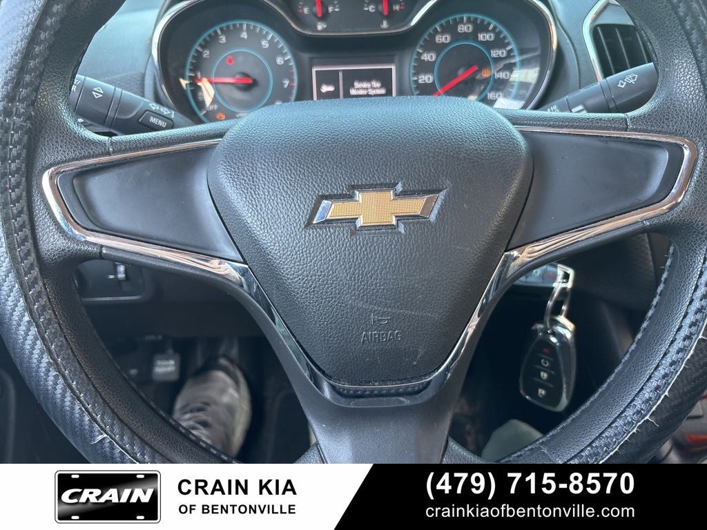 2017 Chevrolet Cruze LS - CLEAN CARFAX HISTORY
