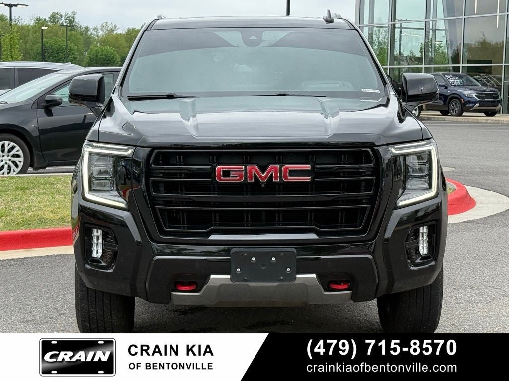 2022 GMC Yukon AT4 - 4WD / PANORAMIC SUNROOF / CLEAN CARFAX
