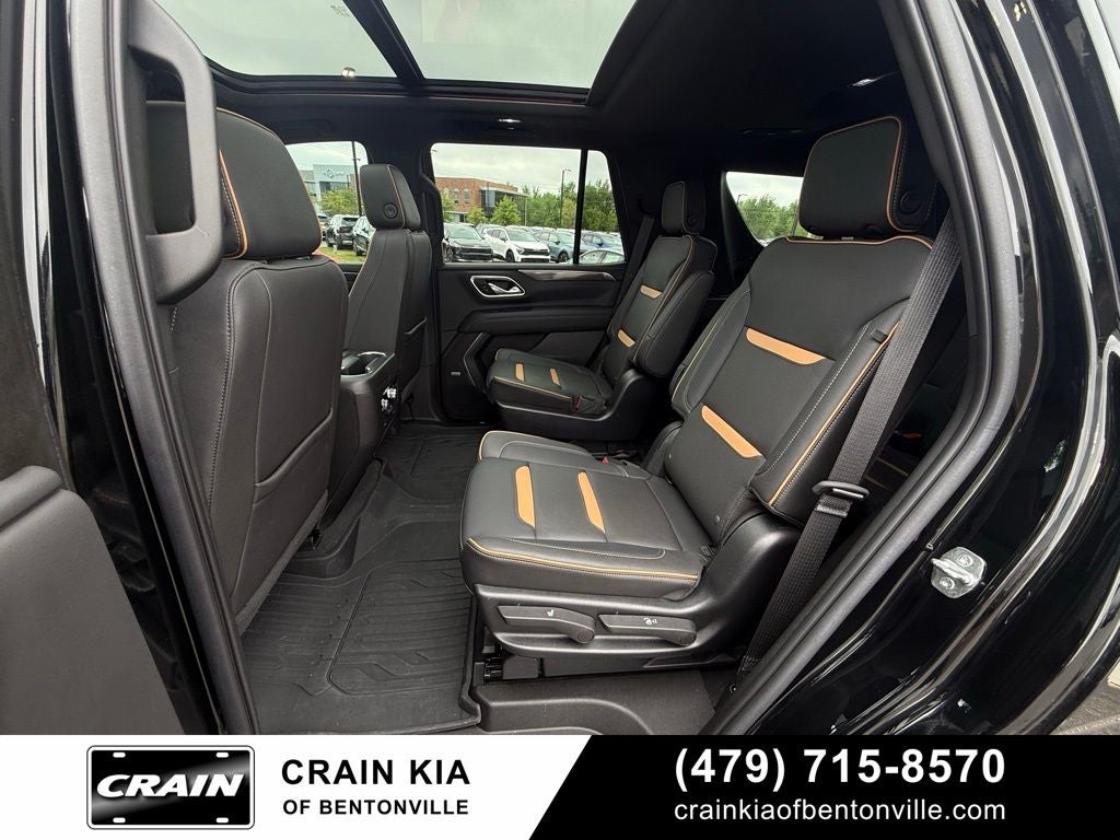 2022 GMC Yukon AT4 - 4WD / PANORAMIC SUNROOF / CLEAN CARFAX