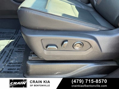2026 GMC Yukon Denali - 4WD / PANORAMIC SUNROOF / CLEAN CARFAX